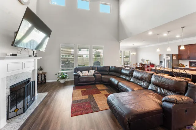 $395,000 | 2111 Westfield Avenue, Zachary, LA 70791