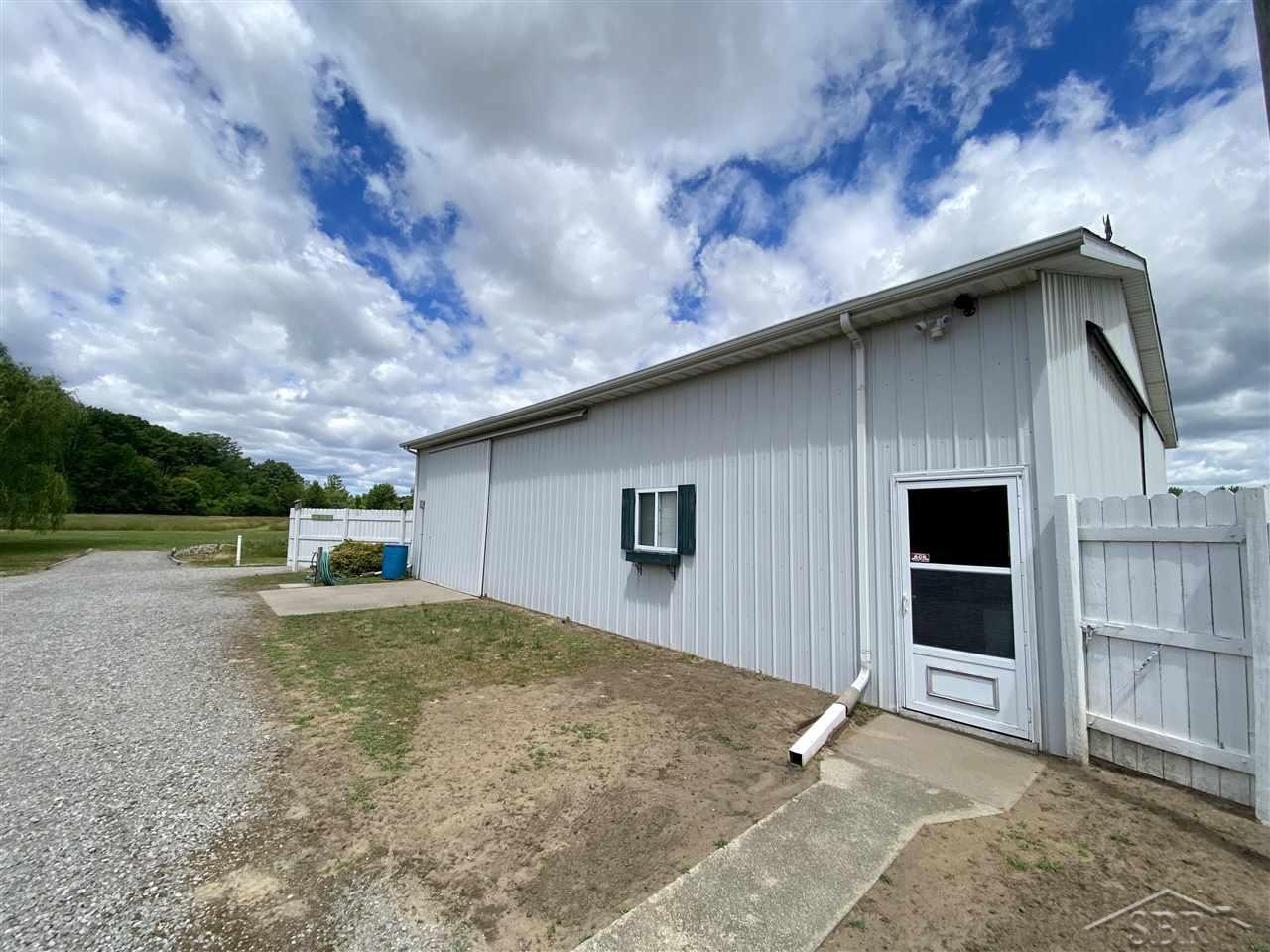 5745 Hospital Road Freeland, MI 48623 - Photo 18 of 20