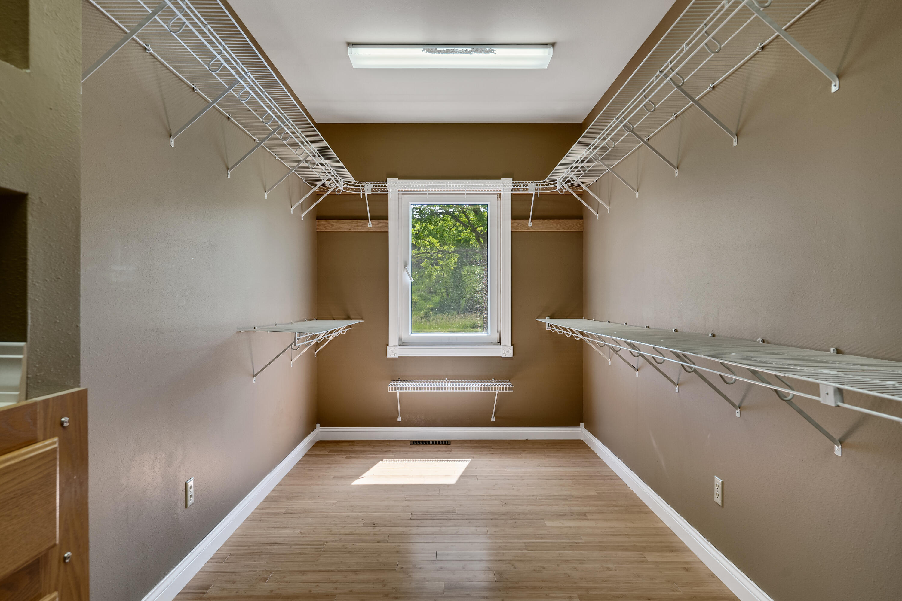 27751 Nutmeg Road Glendale, WI 53929 - Photo 24 of 44 Master walk in closet