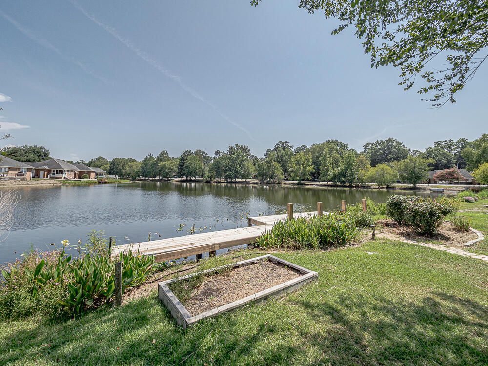 100 Radcliff Drive Sumter, SC 29150 - Photo 8 of 35 Fish from your own dock!