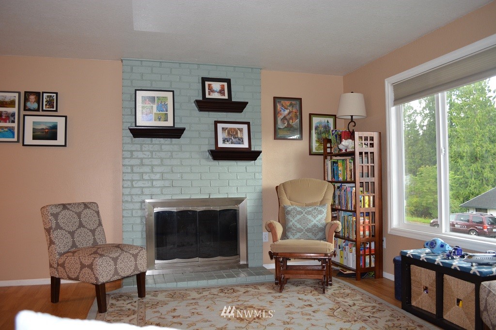 16830 17th Avenue Southeast Bothell, WA 98012 - Photo 11 of 24 Gallery Image 11