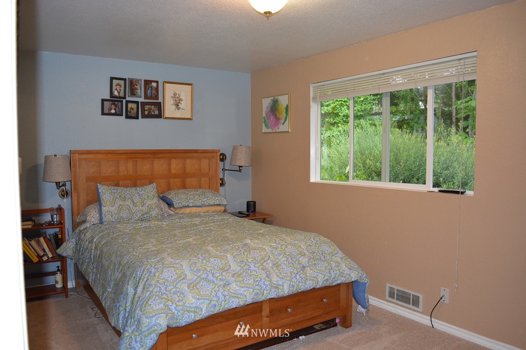 16830 17th Avenue Southeast Bothell, WA 98012 - Photo 13 of 24 Gallery Image 13