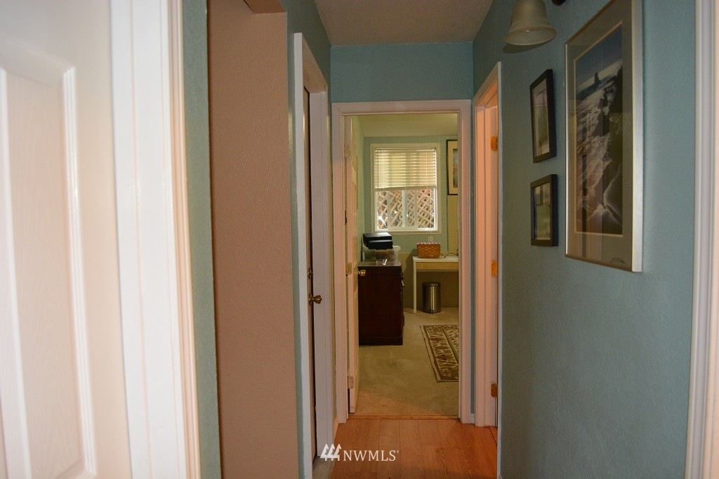 16830 17th Avenue Southeast Bothell, WA 98012 - Photo 21 of 24 Gallery Image 21