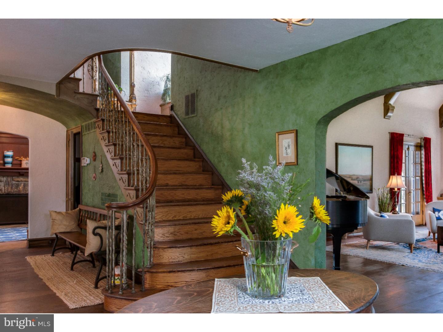 869 Meetinghouse Road Rydal, PA 19046 - Photo 4 of 24 Foyer