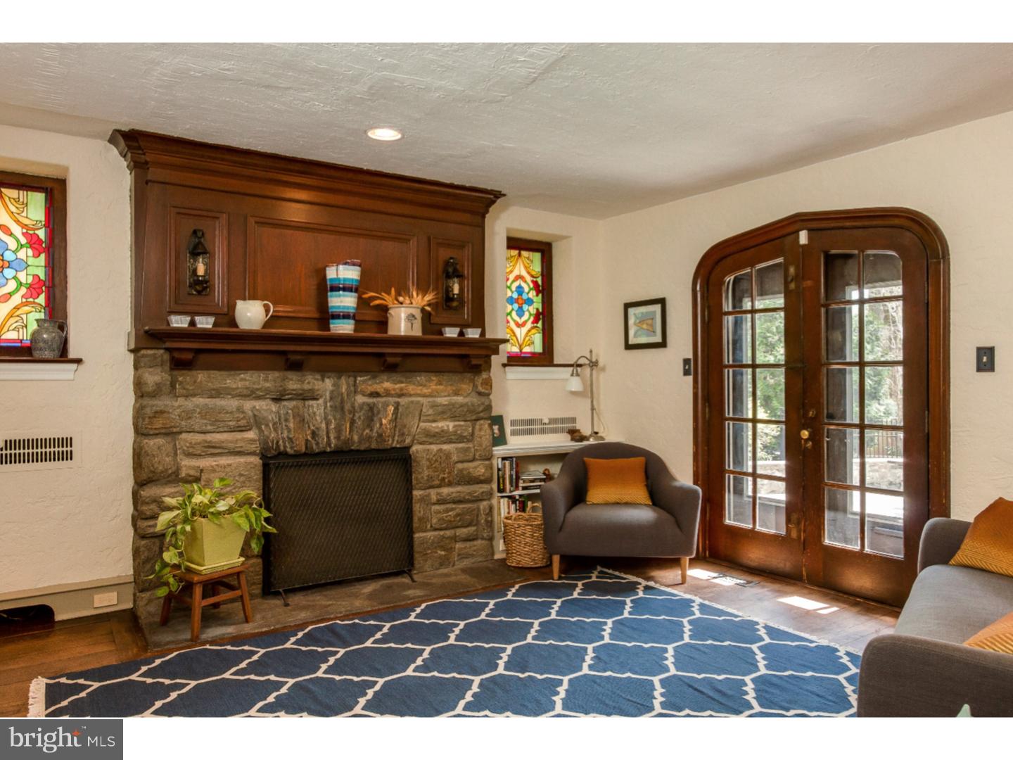 869 Meetinghouse Road Rydal, PA 19046 - Photo 9 of 24 Family Room