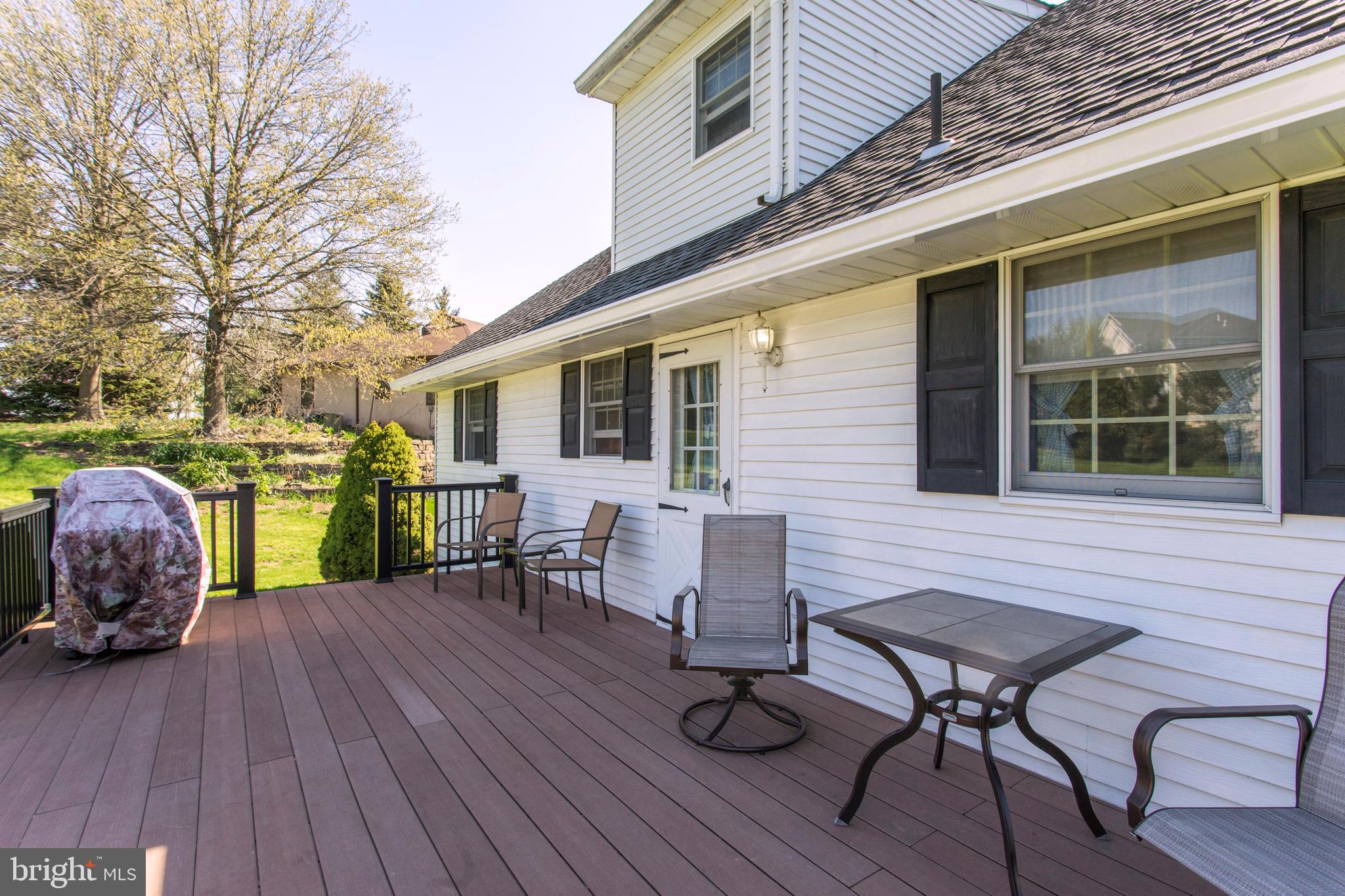 181 Specht Road Pottstown, PA 19464 - Photo 23 of 31 deck