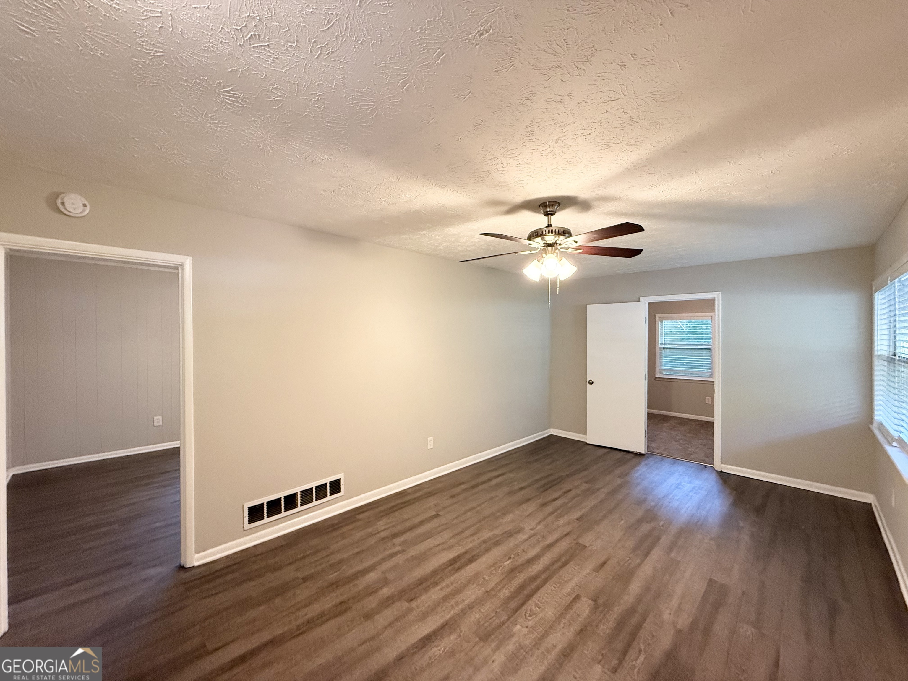 4442 Cedar Ridge Trail Stone Mountain, GA 30083 - Photo 3 of 8
