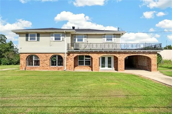 $139,000 | 214 Orangewood Drive, Buras, LA 70041