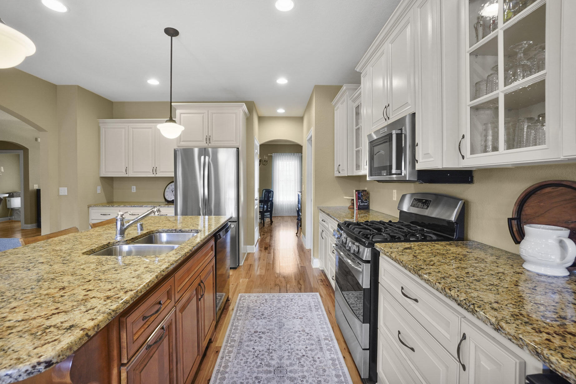N75W24615 Overland Road Sussex, WI 53089 - Photo 12 of 44 Kitchen