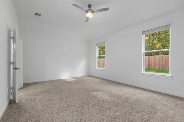 $2,500 | 1069 Dancing Feather Street, Montgomery, TX 77316