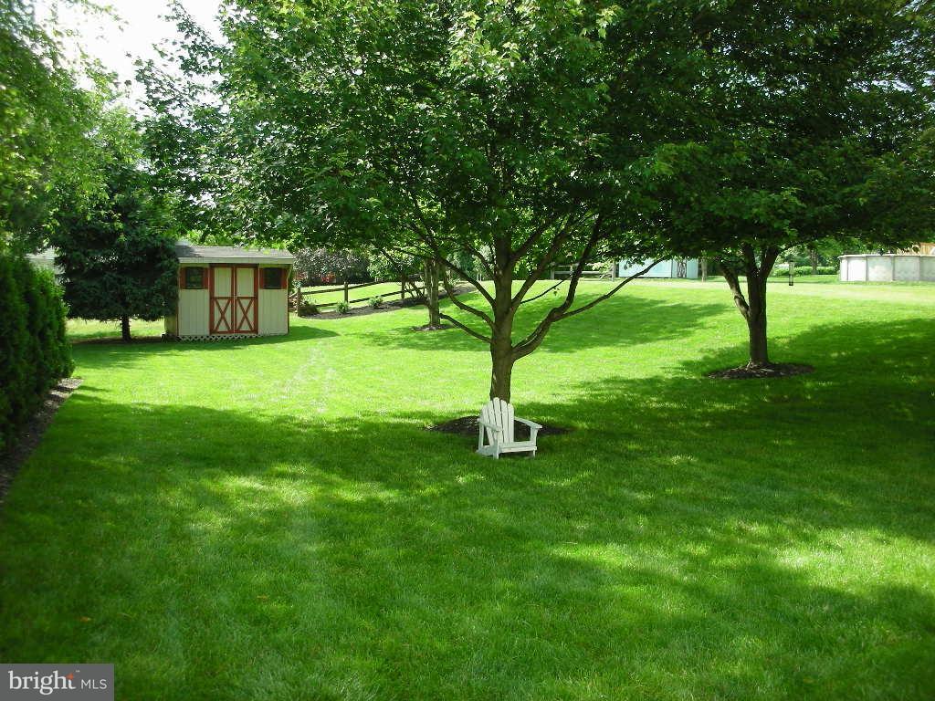 1915 Wilderness Road Lancaster, PA 17603 - Photo 3 of 11 Gallery Image 3