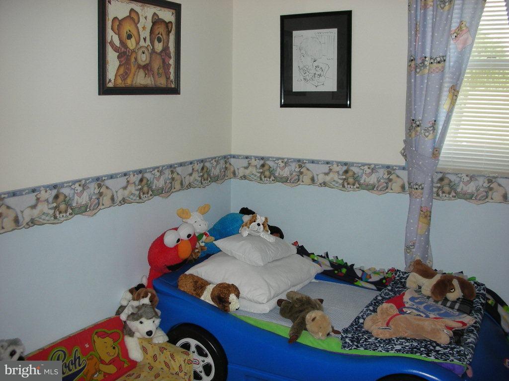 1915 Wilderness Road Lancaster, PA 17603 - Photo 10 of 11 Gallery Image 10