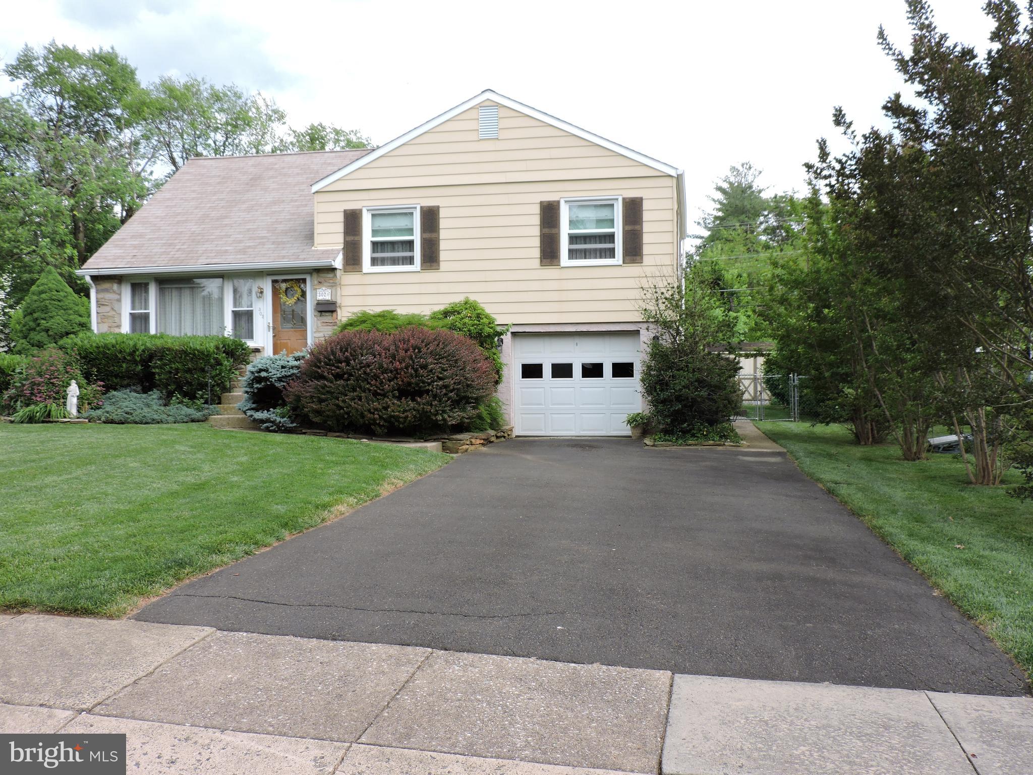 302 Mill Road Oreland, PA 19075 - Photo 2 of 39 Gallery Image 2