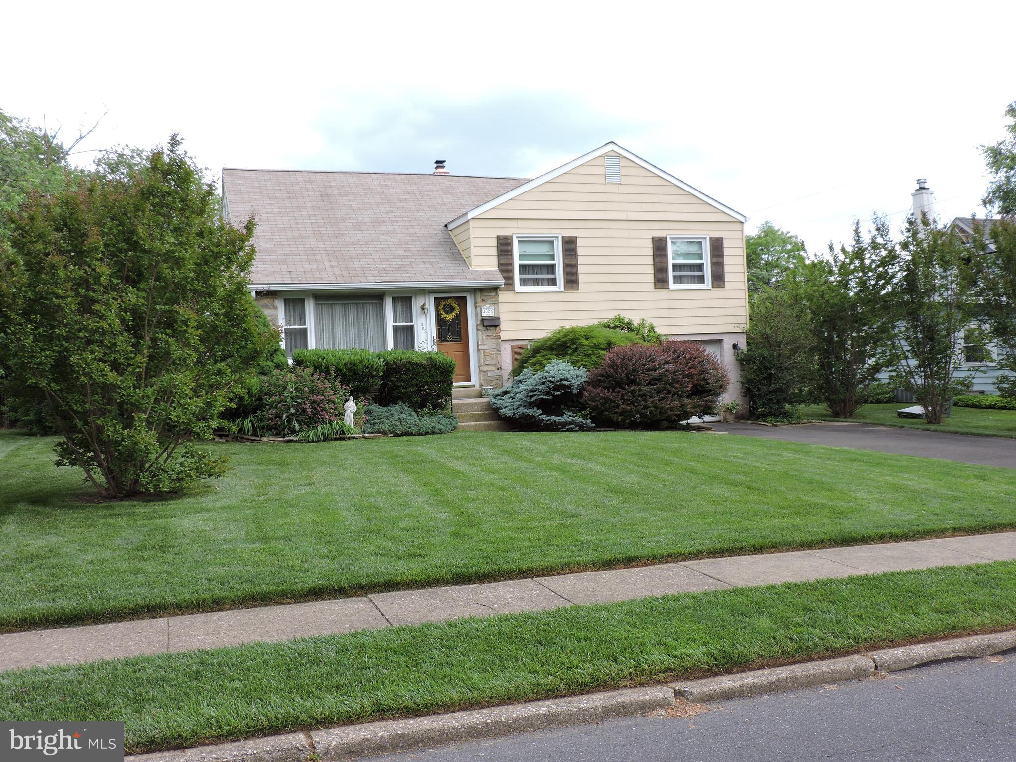 302 Mill Road Oreland, PA 19075 - Photo 5 of 39 Gallery Image 5