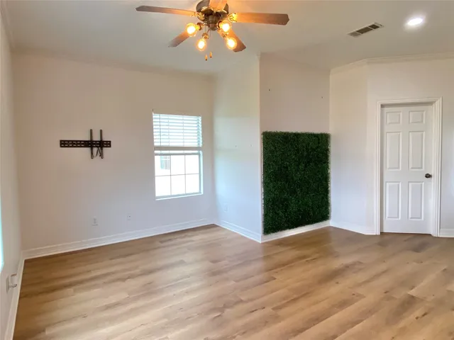 $2,800 | 2897 Settler's Way Drive, Sealy, TX 77474