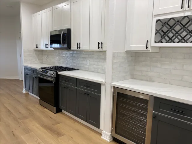 $2,800 | 2897 Settler's Way Drive, Sealy, TX 77474