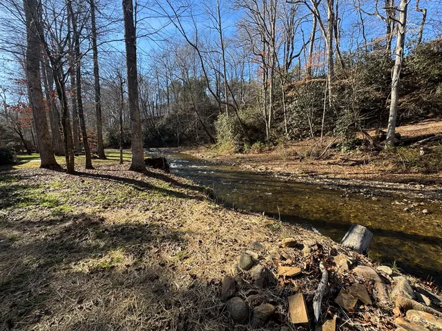 $579,000 | 124 Mountain Meadows Drive, Hayesville, NC 28904