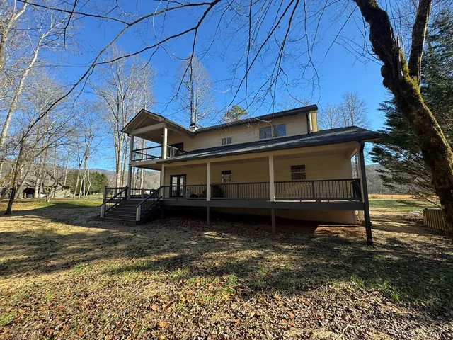$579,000 | 124 Mountain Meadows Drive, Hayesville, NC 28904