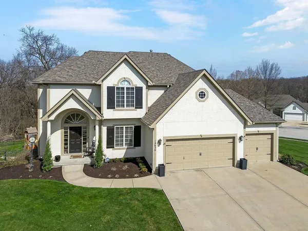 $565,000 | 14630 Northwest 63rd Street, Parkville, MO 64152