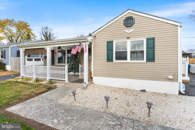 $310,000 | 21 Gene Avenue, New Castle, DE 19720