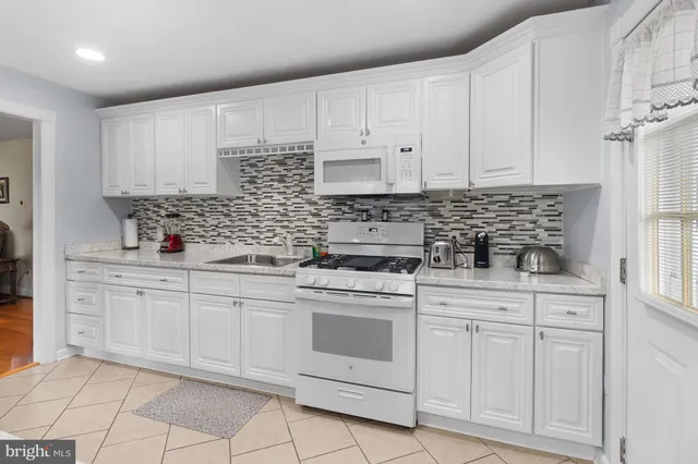 $310,000 | 21 Gene Avenue, New Castle, DE 19720