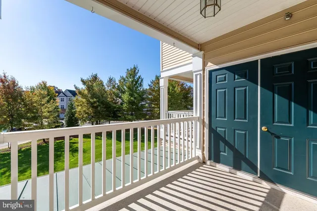 $2,600 | 43371 Locust Dale Terrace, Unit 107, Ashburn, VA 20147