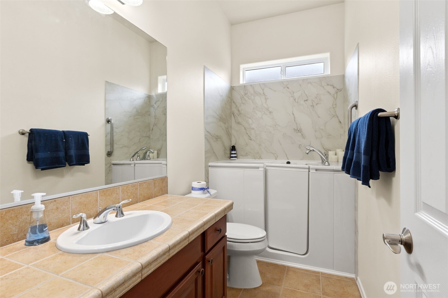 8336 Bainbridge Loop Northeast Lacey, WA 98516 - Photo 15 of 39