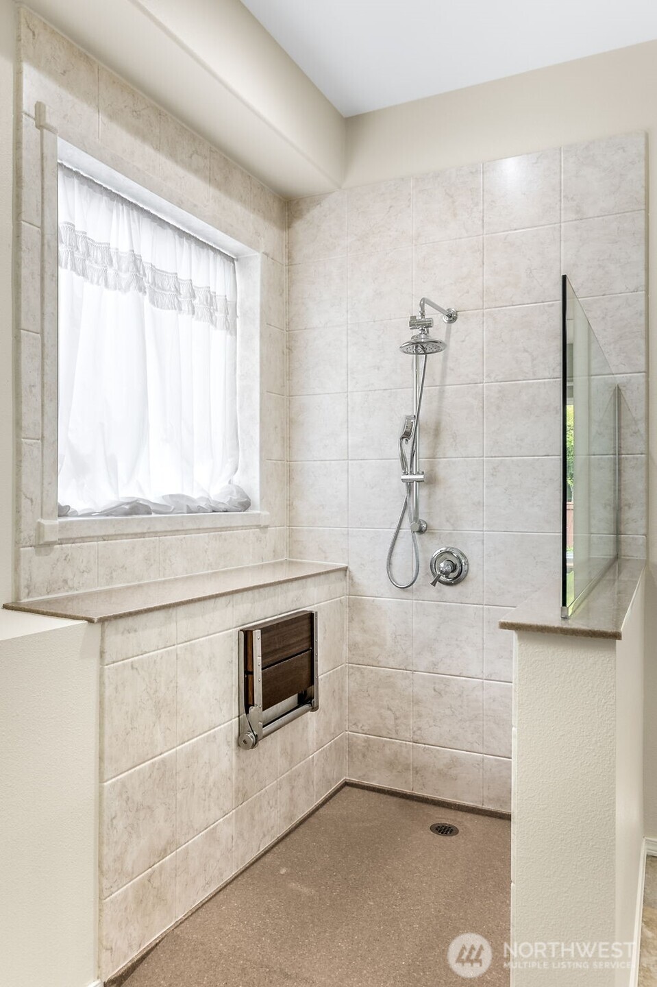 8336 Bainbridge Loop Northeast Lacey, WA 98516 - Photo 18 of 39