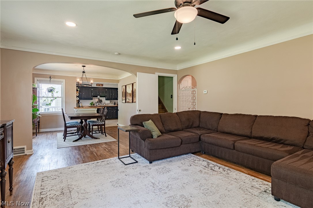 6674 Broadview Road Cleveland, OH 44134 - Photo 5 of 35