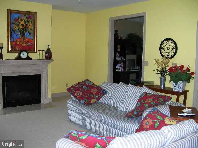 242 Cooper Road Hummelstown, PA 17036 - Photo 2 of 12 Gallery Image 2