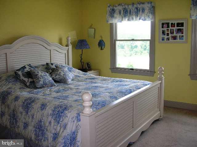 242 Cooper Road Hummelstown, PA 17036 - Photo 8 of 12 Gallery Image 8