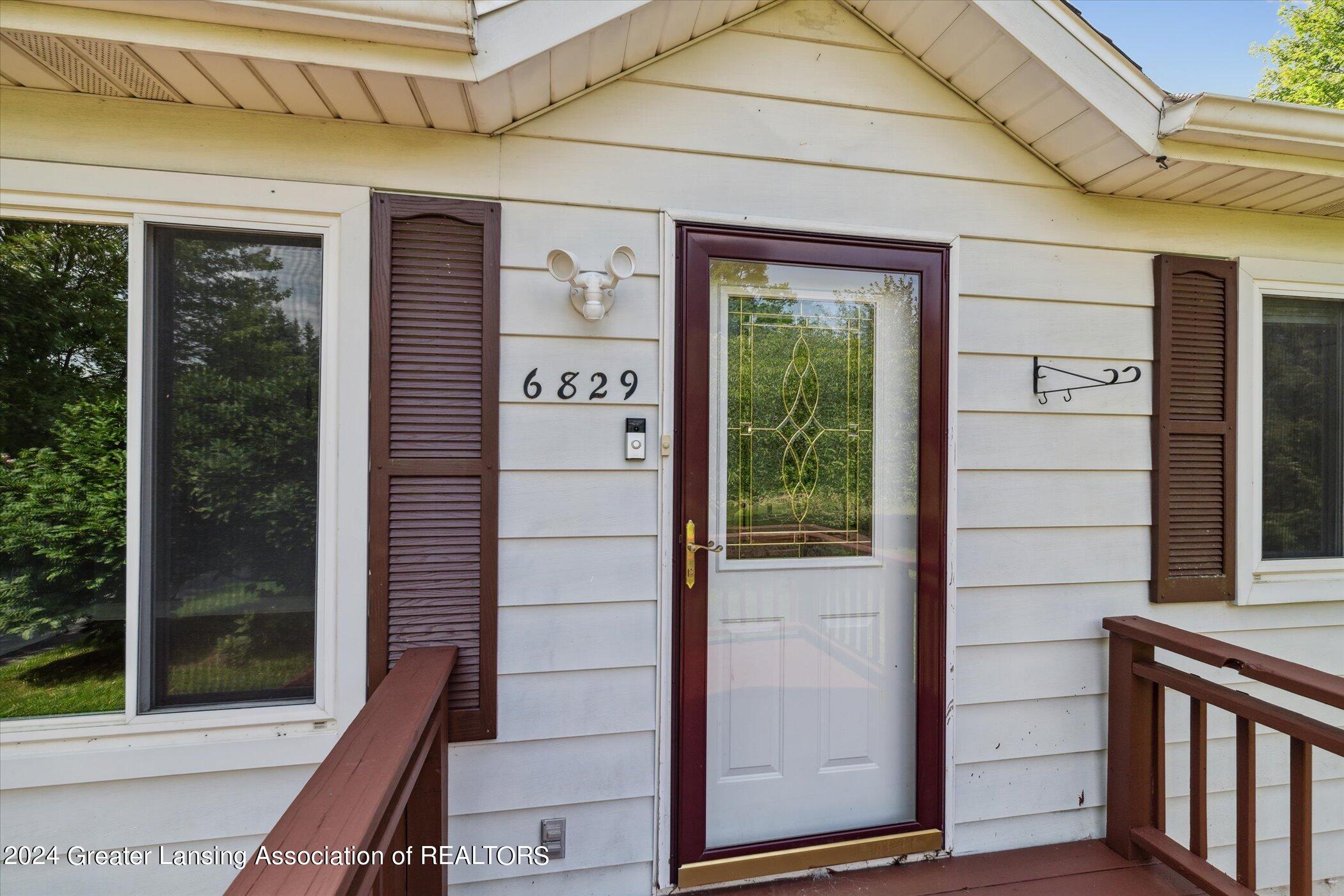 6829 Winegar Road Perry, MI 48872 - Photo 5 of 51 05-6829-Winegar-Rd-Perry-MI-48872-Window