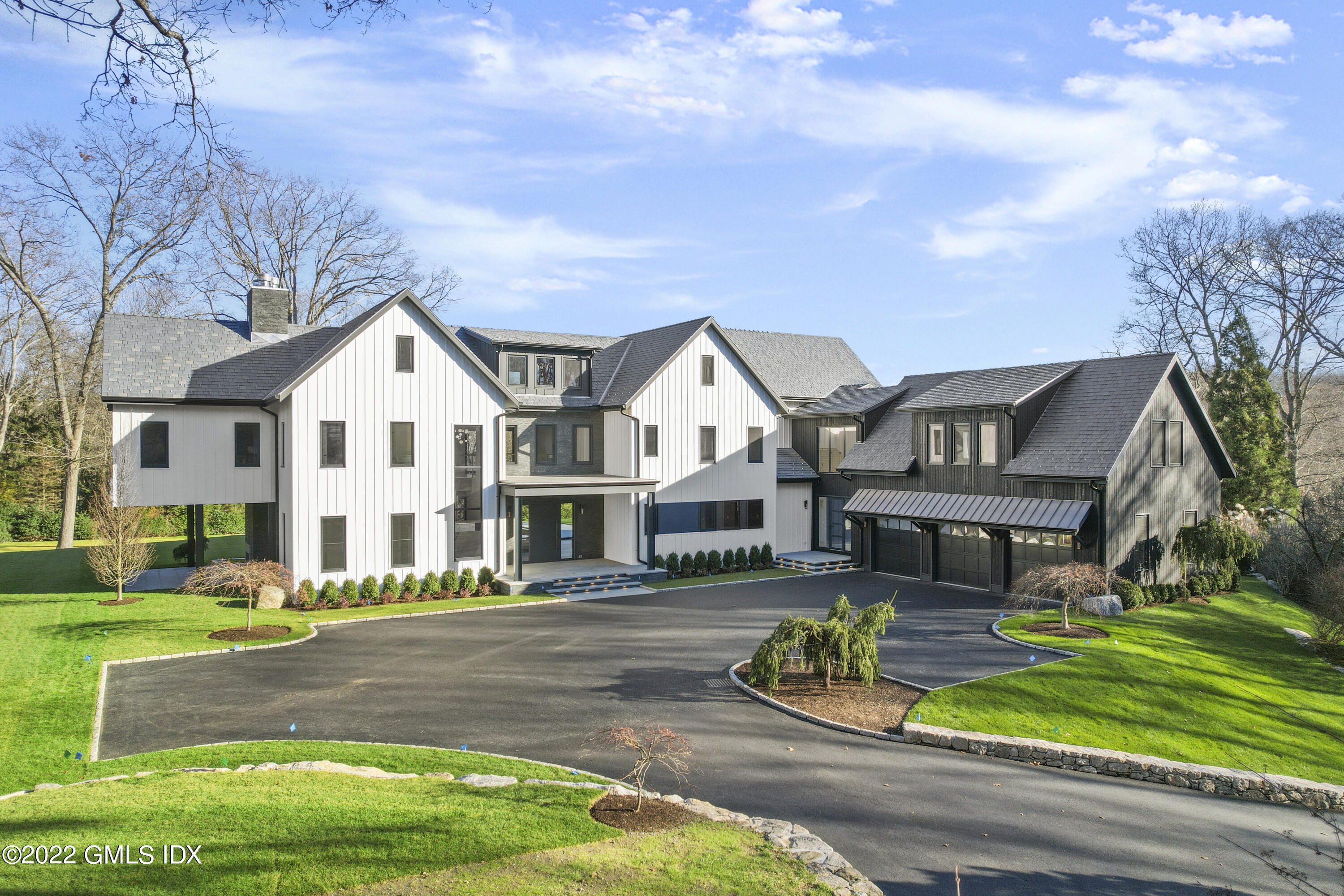 121 Lower Cross Road Greenwich, CT 06831 - Photo 1 of 12 001 d-001-001-4200x2800