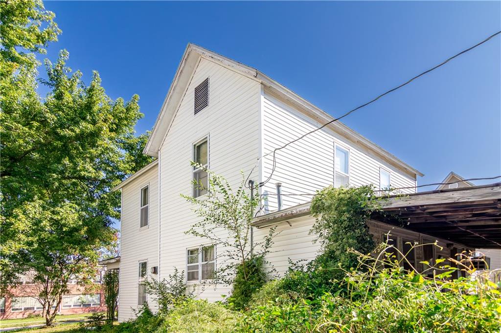 407 West 3rd Street Chanute, KS 66720 - Photo 16 of 25