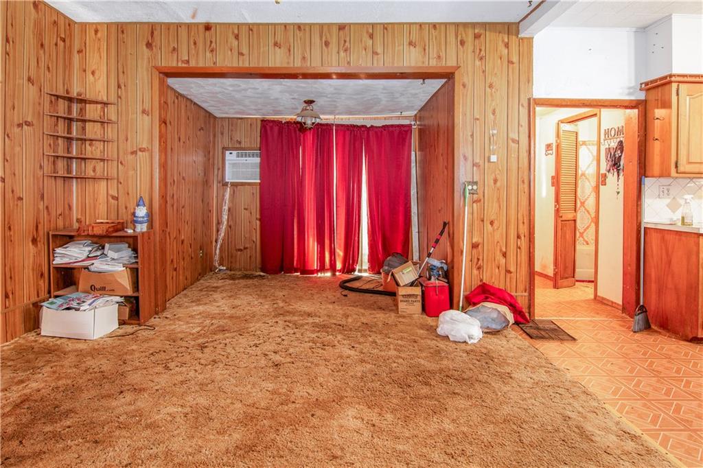 407 West 3rd Street Chanute, KS 66720 - Photo 2 of 25