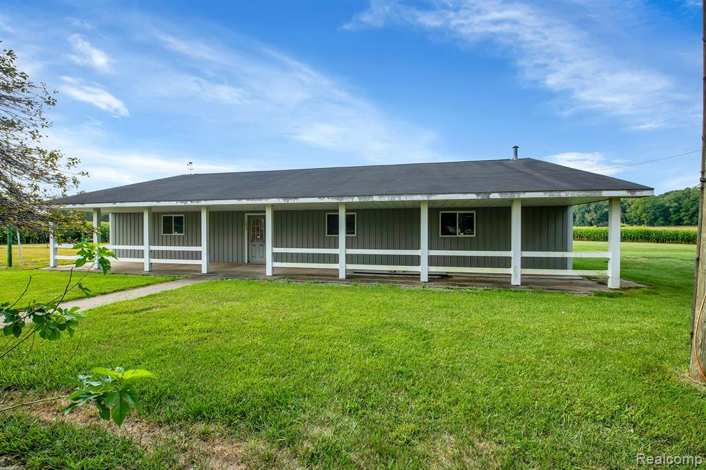 185 Oakville Waltz Road Carleton, MI 48117 - Photo 28 of 33 Gallery Image 28