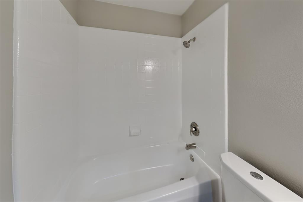 4520 Ridgepointe Drive The Colony, TX 75056 - Photo 17 of 19