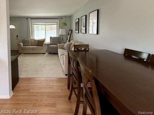 1010 State Road Fenton, MI 48430 - Photo 9 of 27 Gallery Image 9