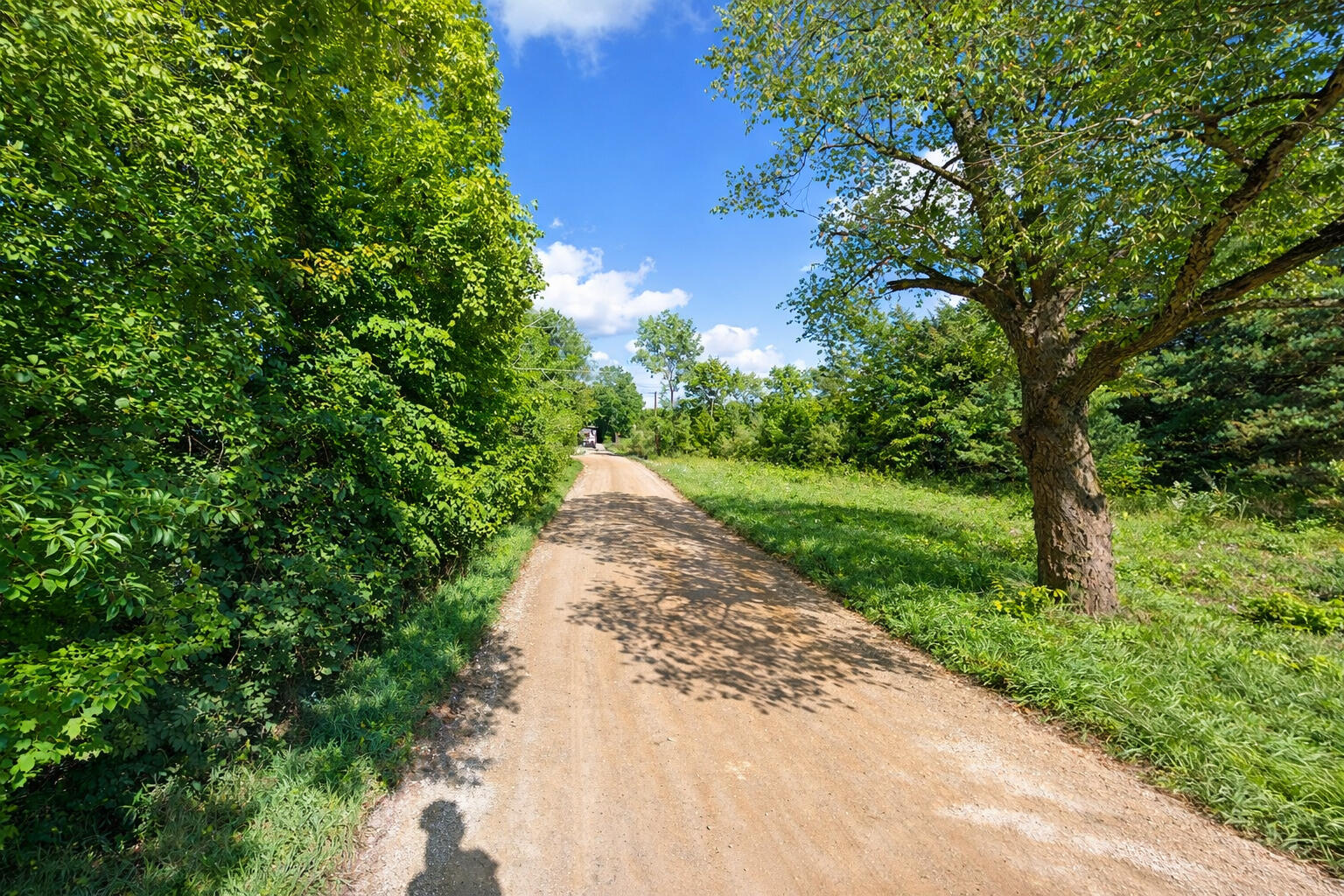 25121 Baseline Road Allegan, MI 49010 - Photo 6 of 13 6th
