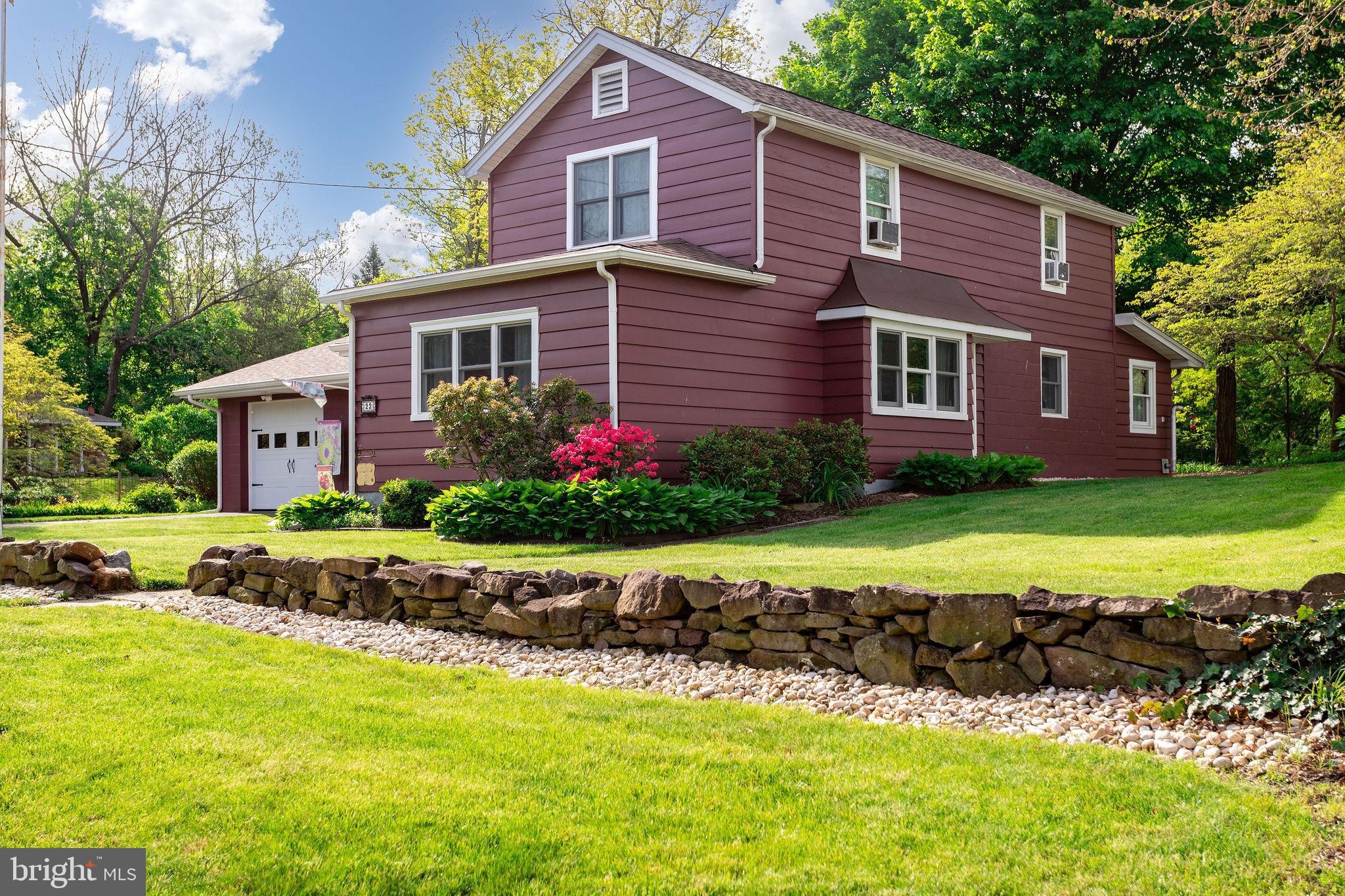 22 Allen Street Hamilton, NJ 08620 - Photo 3 of 32 Gallery Image 3