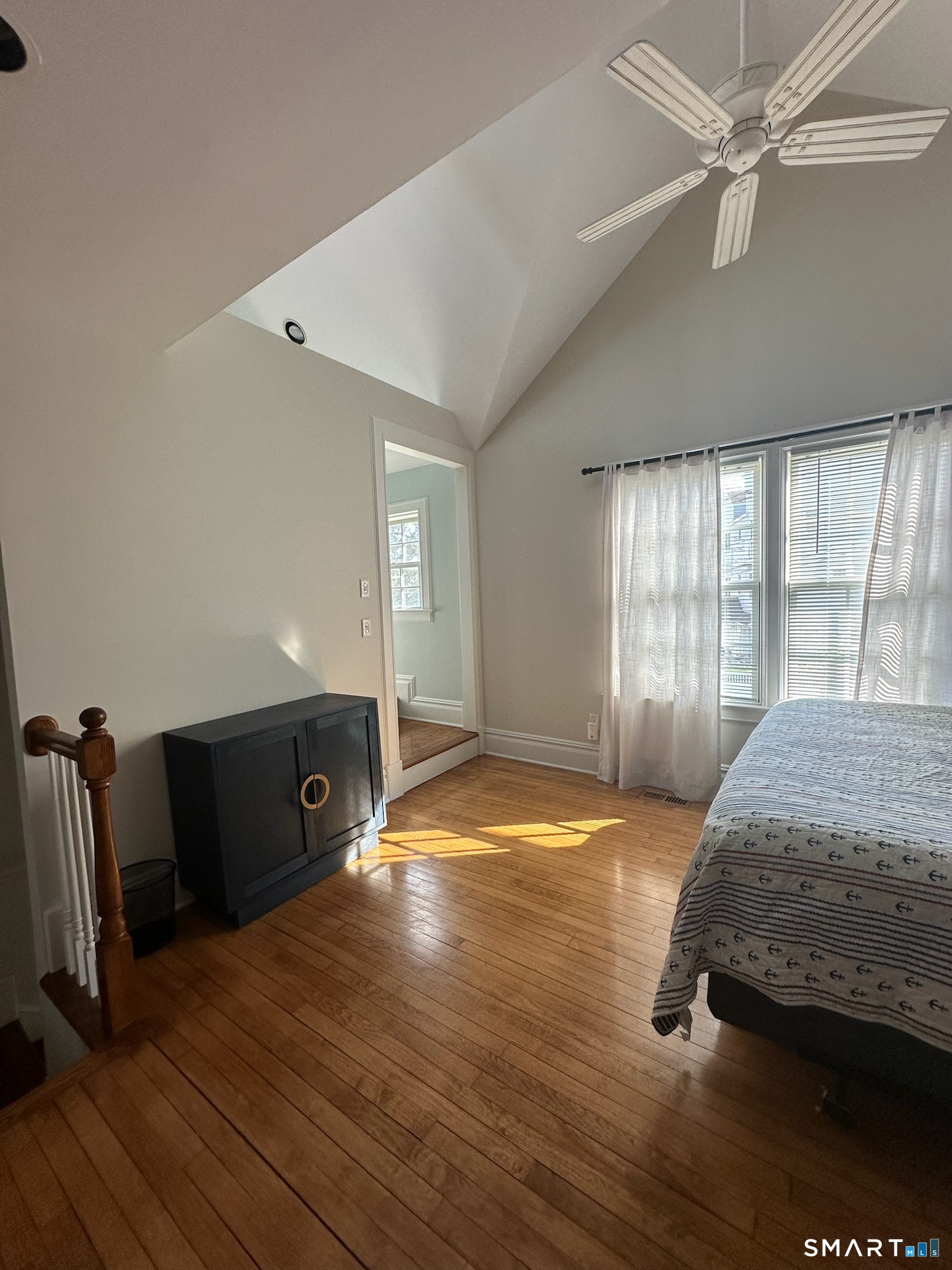 664 Fairfield Beach Road Fairfield, CT 06824 - Photo 16 of 25