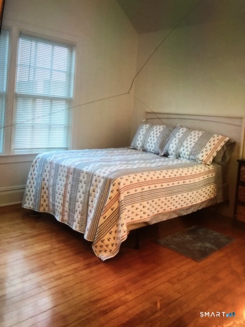 664 Fairfield Beach Road Fairfield, CT 06824 - Photo 20 of 25