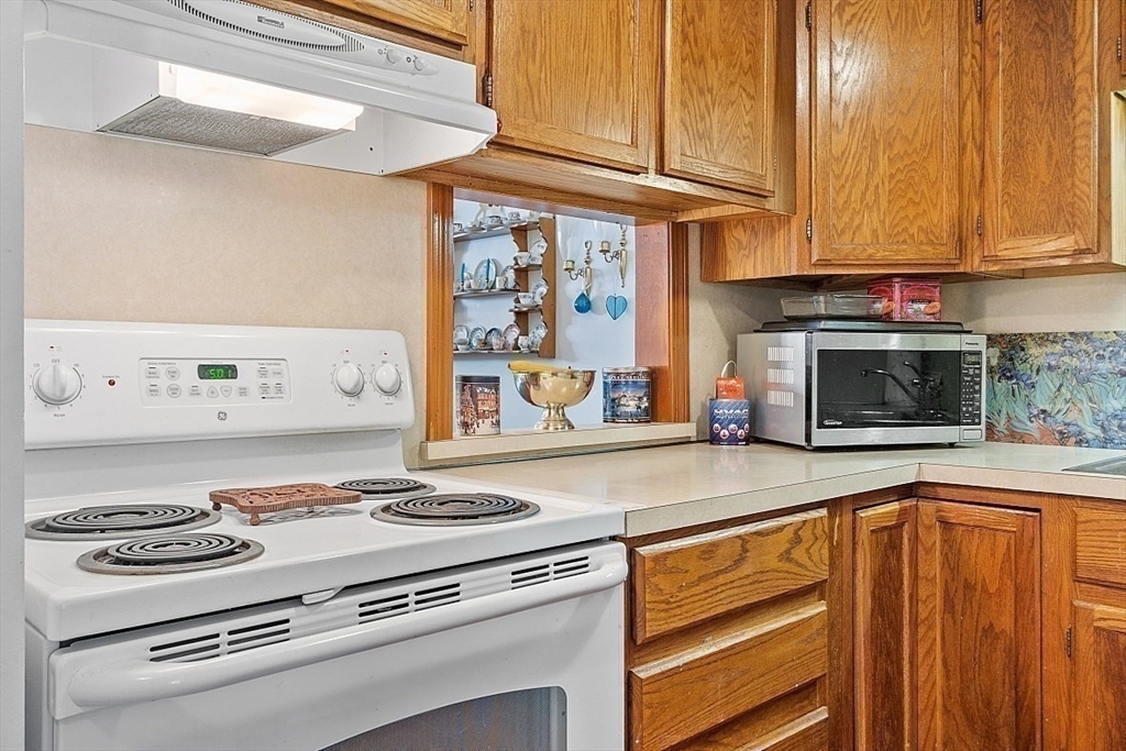 4 Coventry Road, Unit 4 Grafton, MA 01519 - Photo 17 of 38 Gallery Image 17