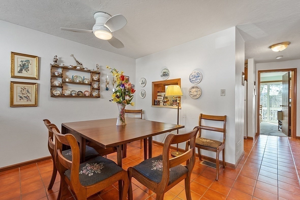 4 Coventry Road, Unit 4 Grafton, MA 01519 - Photo 9 of 38 Gallery Image 9