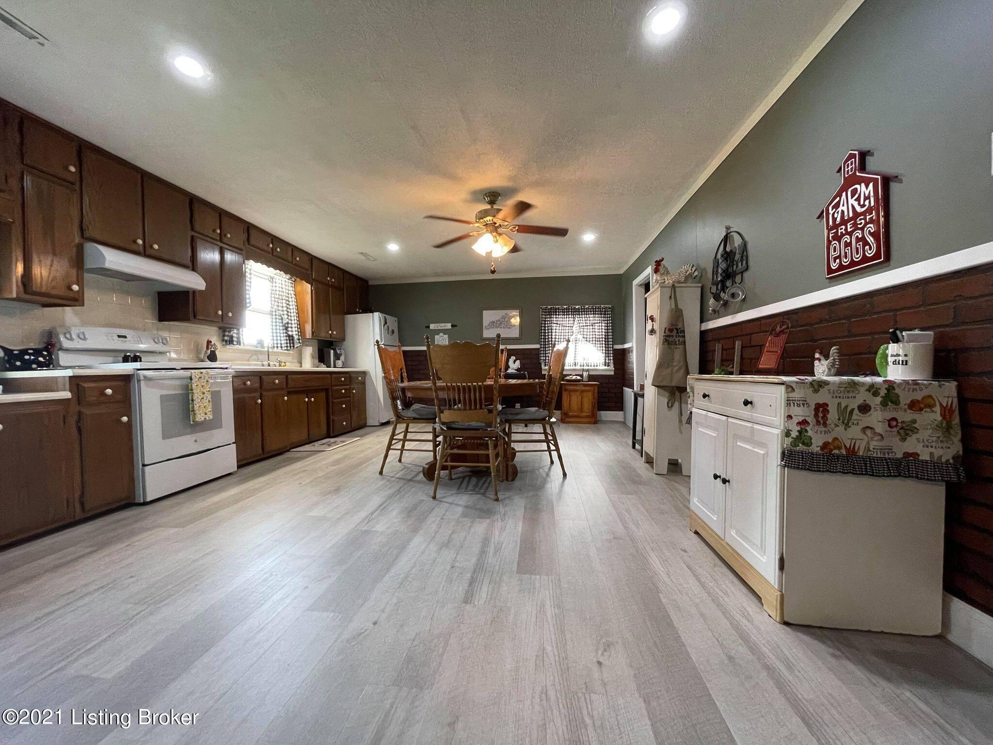 5445 Murrays Run Road Coxs Creek, KY 40013 - Photo 6 of 29 228367441_980501009184684_58281727911781