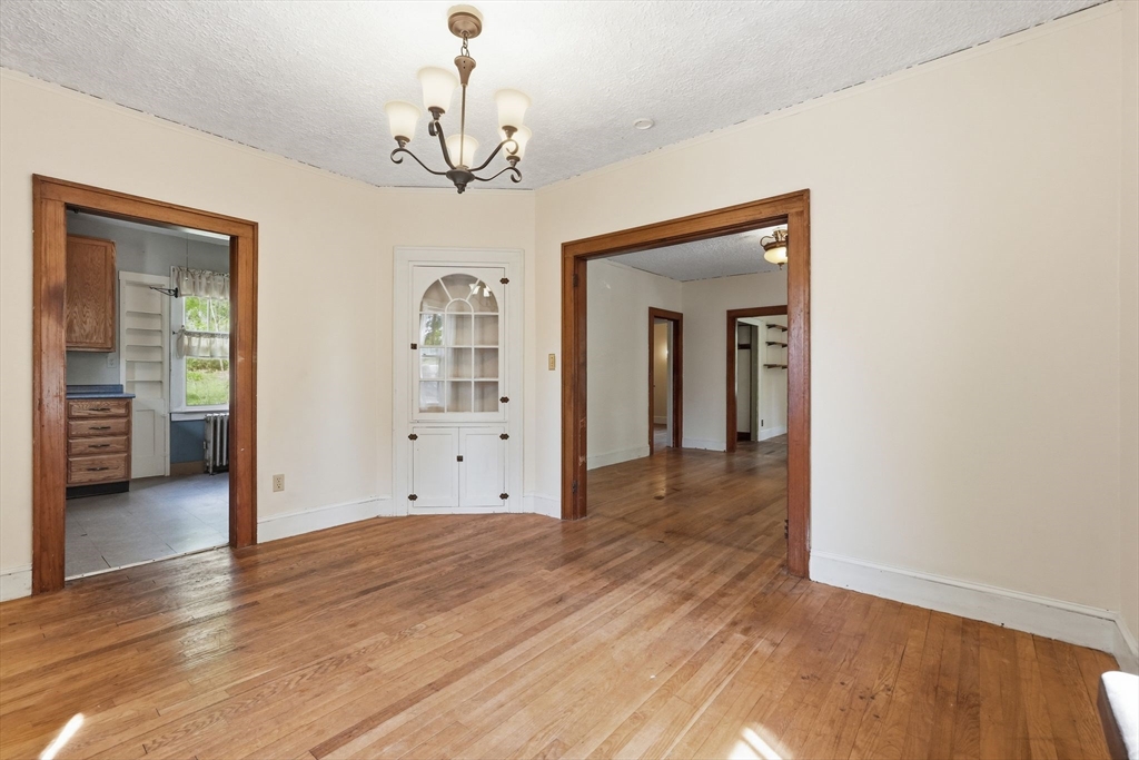 60 Spaulding Street Amherst, MA 01002 - Photo 9 of 42 Gallery Image 9