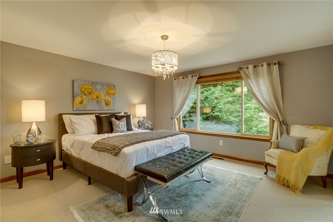 10933 39th Drive Southeast Everett, WA 98208 - Photo 11 of 36