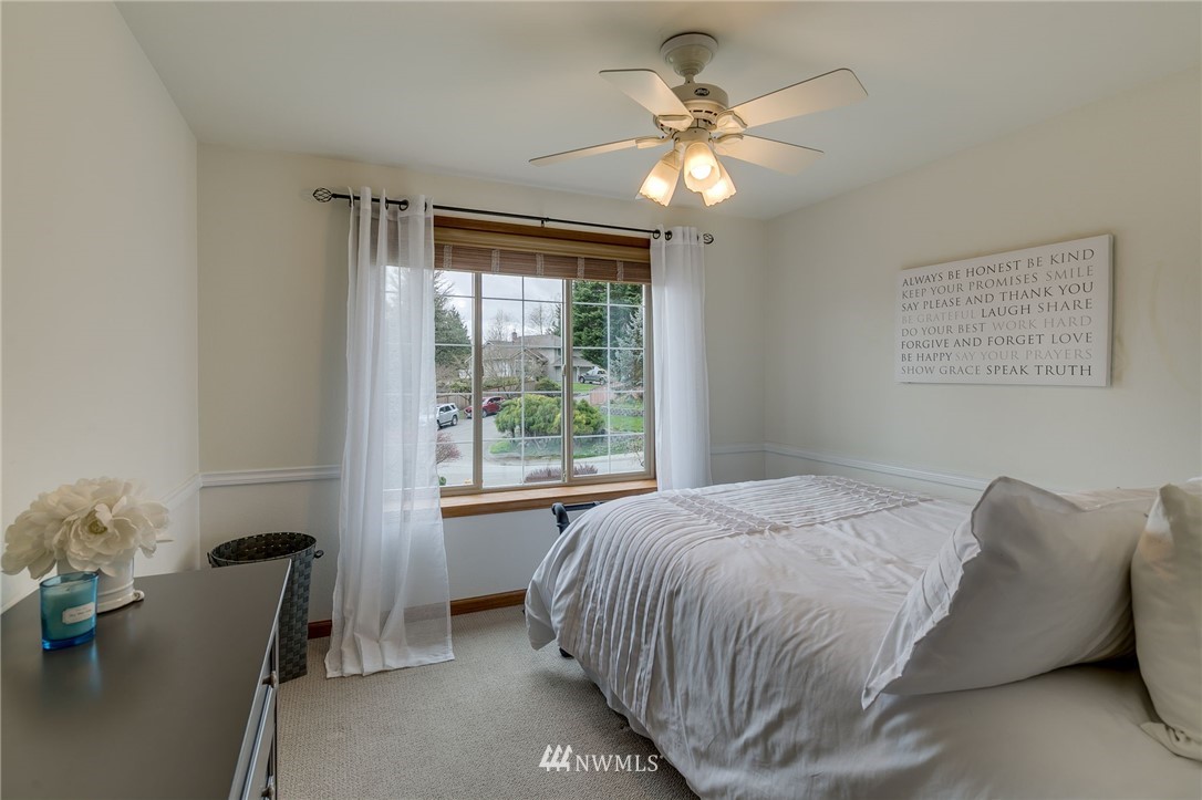 10933 39th Drive Southeast Everett, WA 98208 - Photo 14 of 36