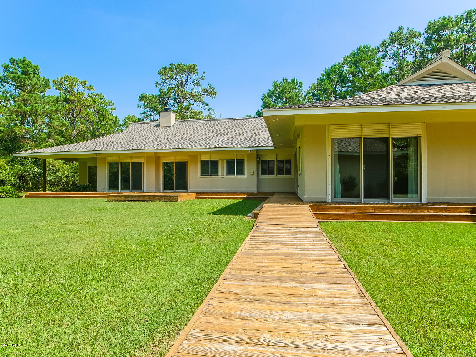 7211 Masonboro Sound Road Wilmington, NC 28409 - Photo 4 of 59 04-large-2000px (6)