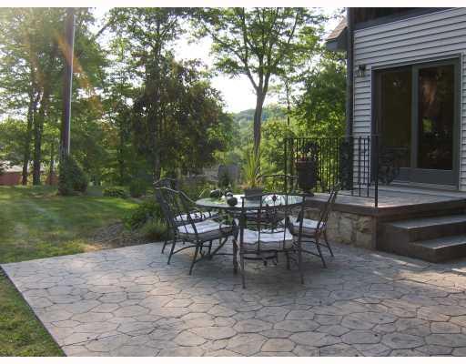 34 Ashley Road Gibsonia, PA 15044 - Photo 7 of 18 Patio/Deck.